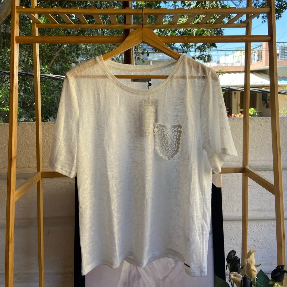 Vero Moda Tops.Size- XXL ( Fit M- L too) - Picture 3 of 5